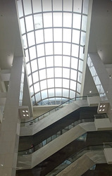 Lucky Plaza (D9), Retail #453027361